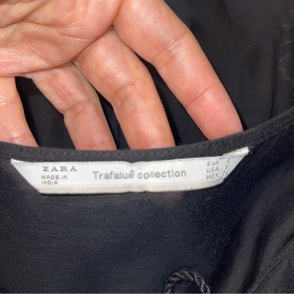 ZARA Trafaluc Black Floral Embroidered Peasant Blouse Top Bell Sleeves ~ Small - Picture 5 of 5